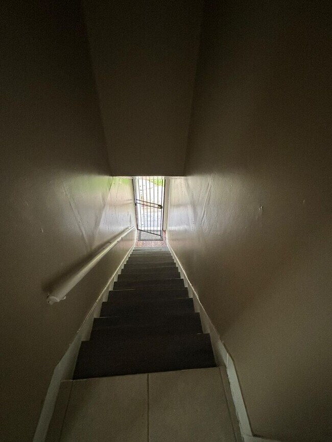 Foto del edificio - We accept section 8