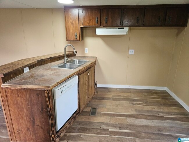 Building Photo - 10 Coosa Cv Ln