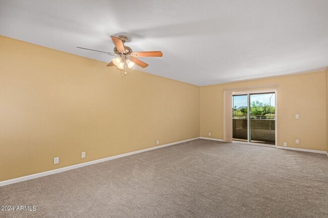 Foto del edificio - $500 OFF!!!!  at MOVE-IN -GREAT LOCATION -...