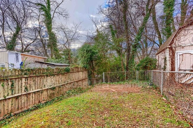 Foto del edificio - 431 Caledonia Ave