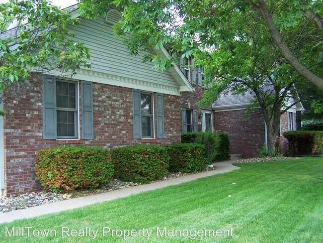 Building Photo - 3614 Deer Springs Dr