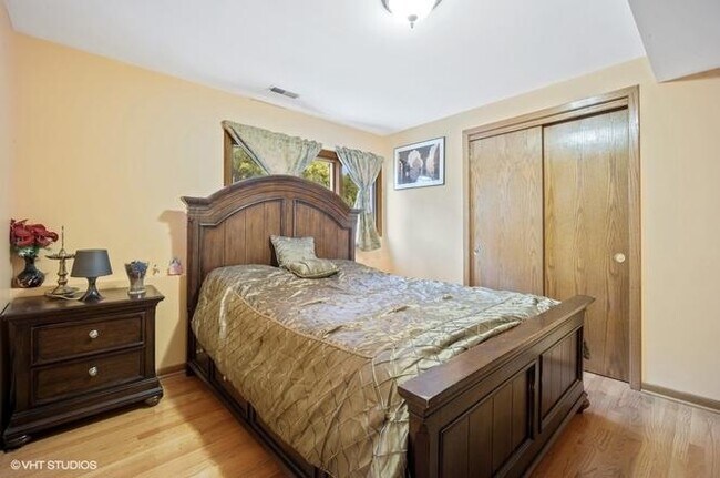 Foto del edificio - 311 W Cypress St