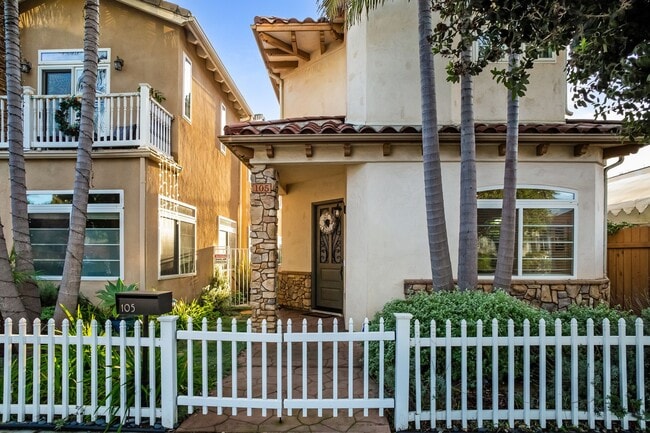 Building Photo - Oceanside Gem with ocean view and a 5-Minute Walk to the Beach/Pier