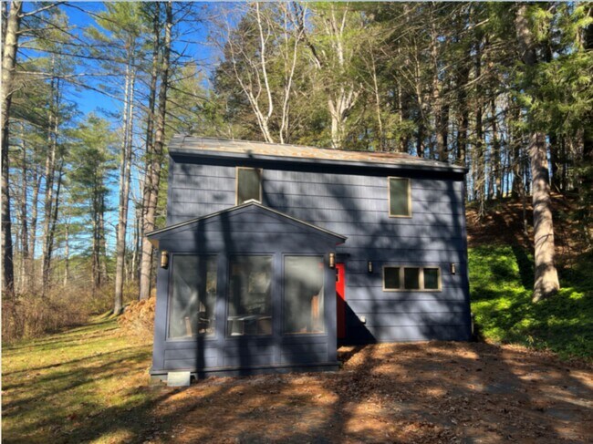 Building Photo - 23 N Undermountain Rd