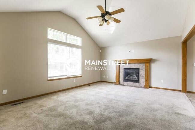 Foto del edificio - 3 Bedroom Pet-Friendly Home in Kansas City...