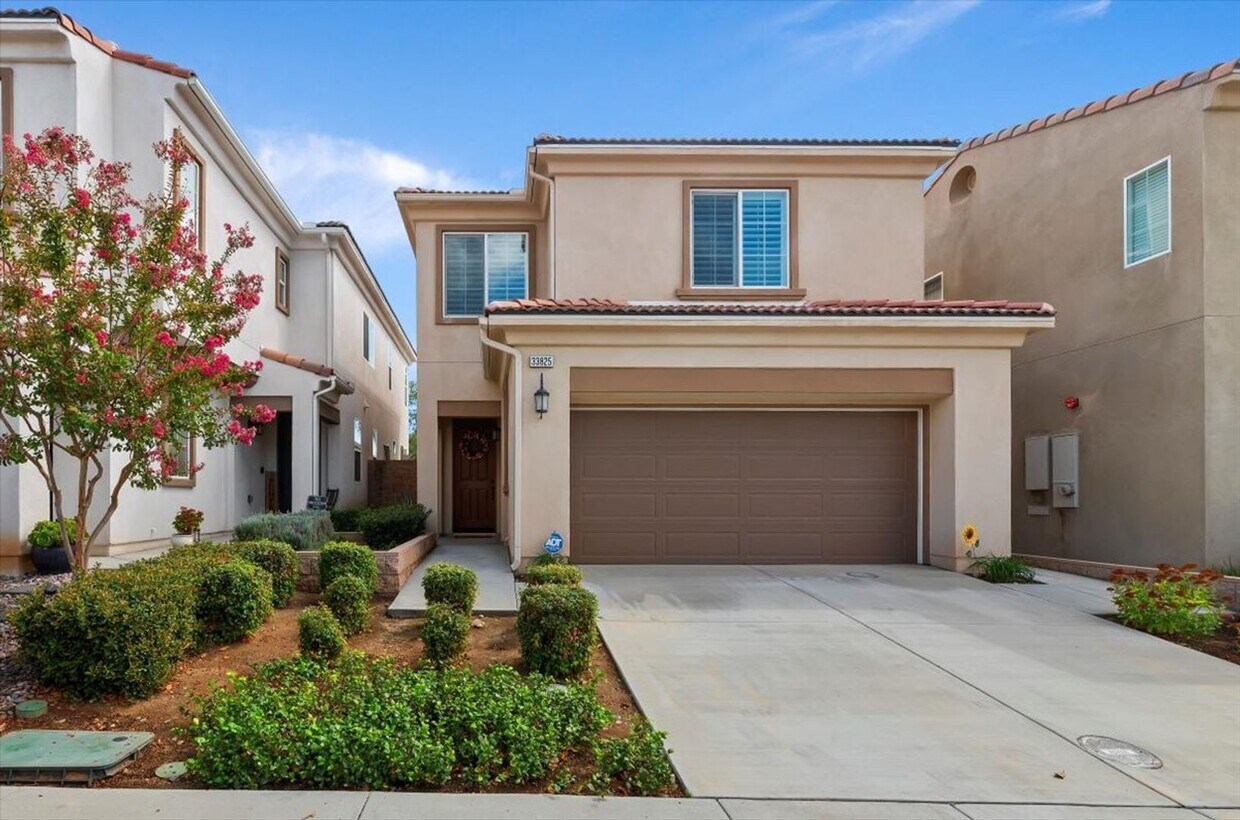 Foto principal - For Rent in Chapman Heights – Cedar Glen C...
