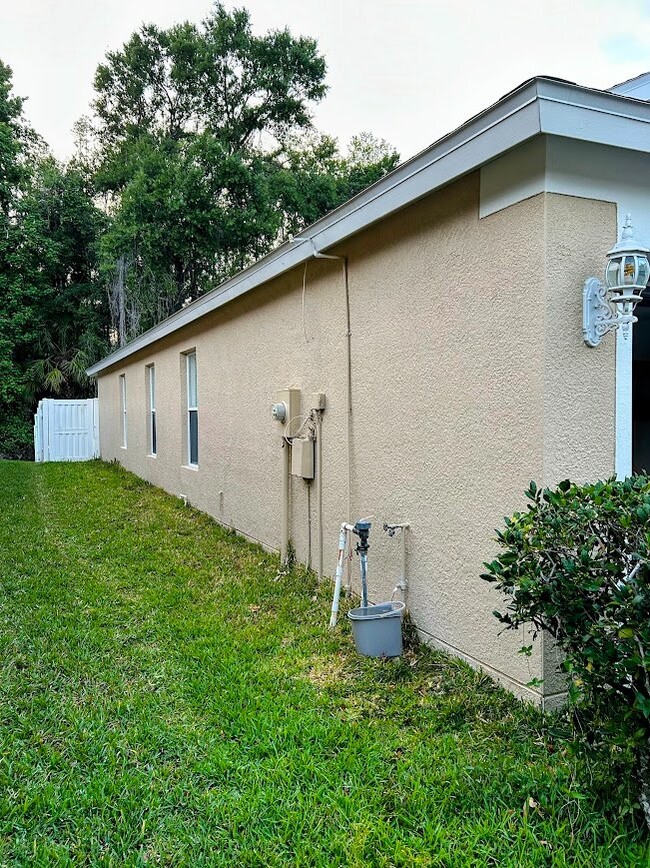 Building Photo - 5023 Quadrangle Ct