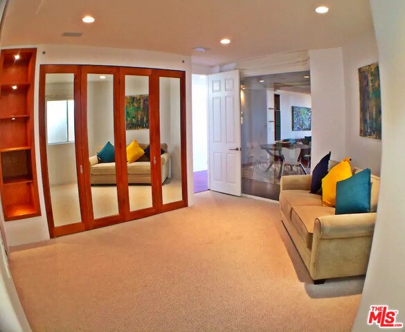 Foto del edificio - 3711 Ocean Front Walk