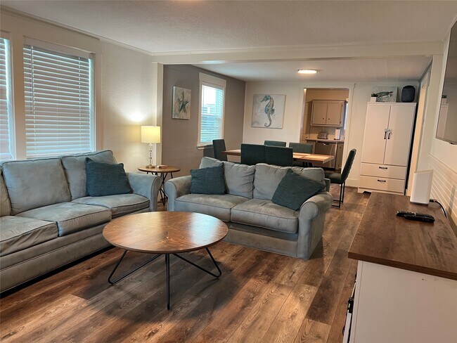 Foto del edificio - 1206 Ave N Ursuline St