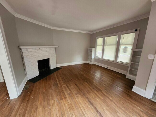 Foto del edificio - 3317 Cedarbrook Rd