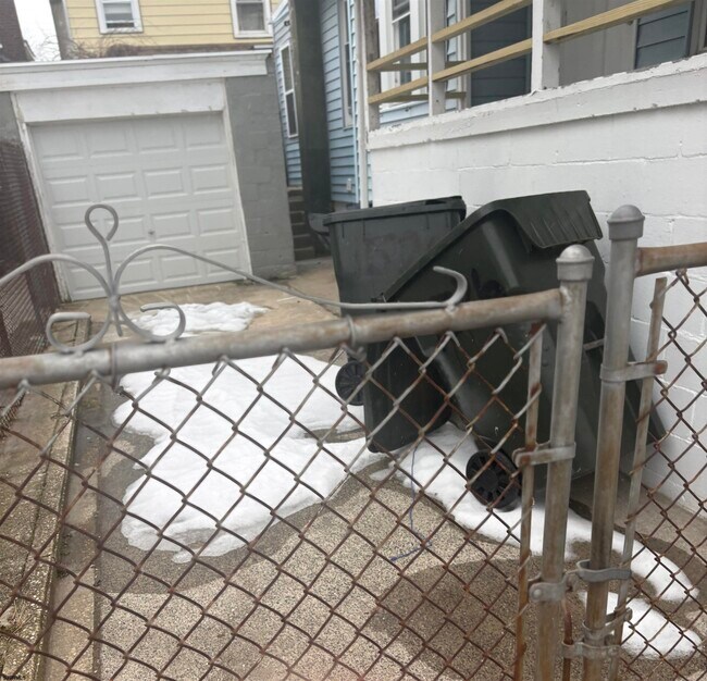 Building Photo - 1526 Madison Ave