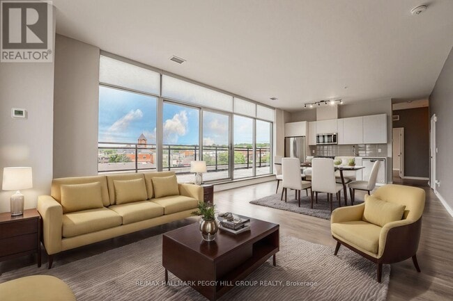 Building Photo - 21 Matchedash St S