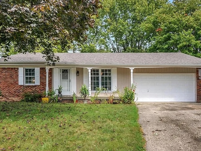 Building Photo - 8124 Goldenrod Ct