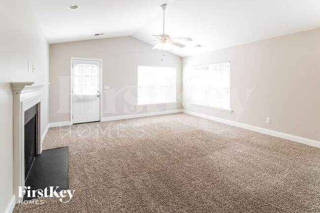 Building Photo - 108 Farm Quarters Dr