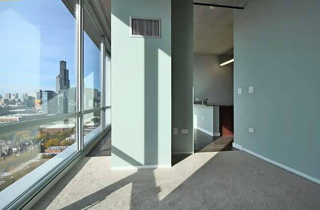 Foto del edificio - 1423 S State St