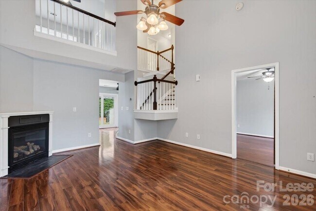 Foto del edificio - 3445 Broadwick St