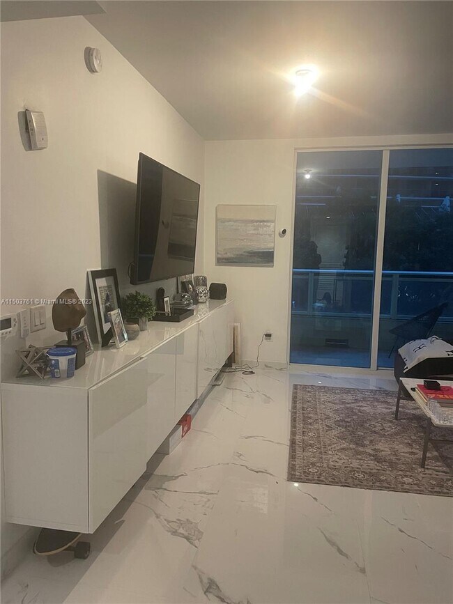 Foto del edificio - 1080 Brickell Ave