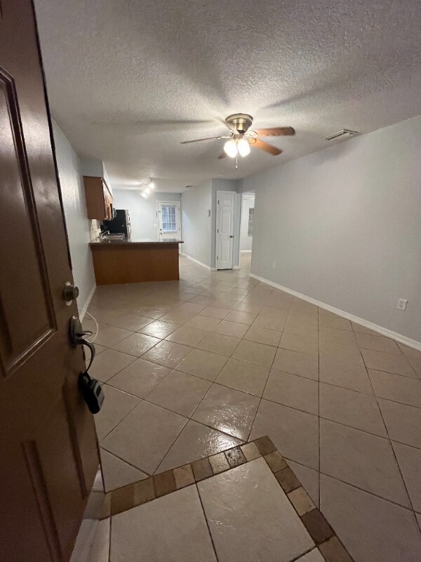 Foto del edificio - 5762 E County Rd 542