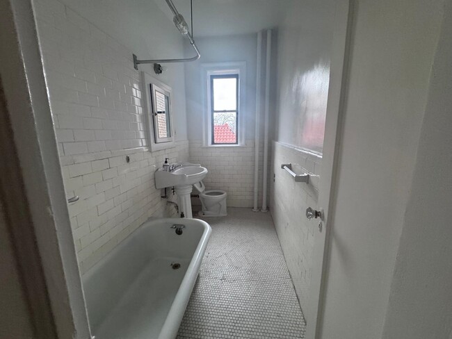 Foto del edificio - 290 Potter Pl