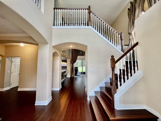 Foto del edificio - "Golf Course Living! Spacious 3-Bed, 2.5-Bath Home with 2,829 Sq Ft at The Oaks"