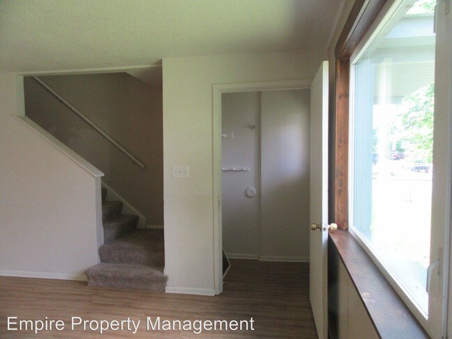 Foto del edificio - 1411-1411 Lathrop St