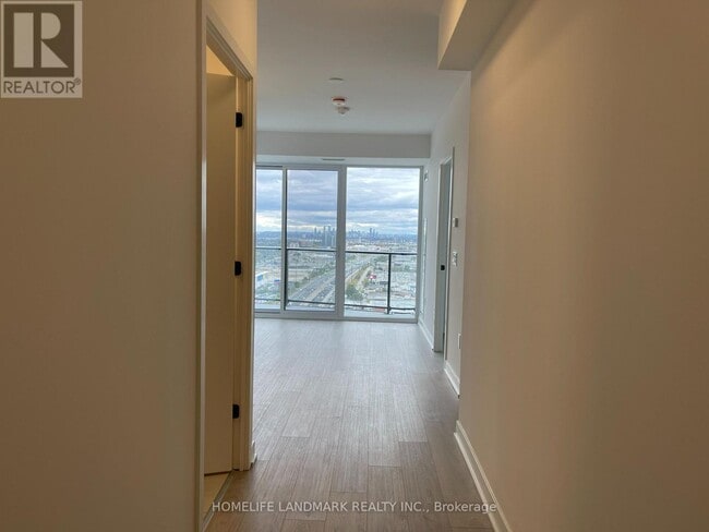 Building Photo - 36 Zorra St