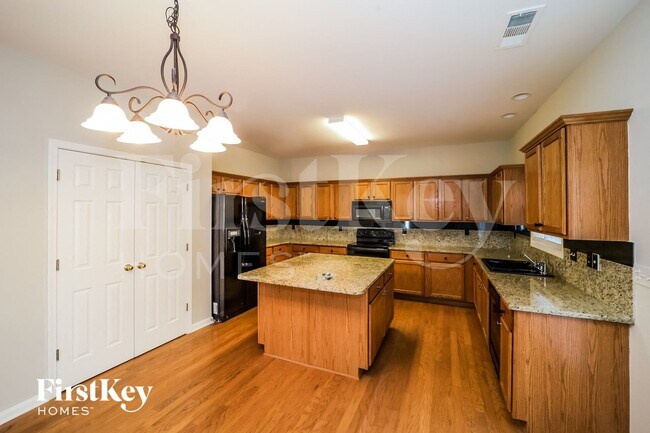 Foto del edificio - 5811 Buckner Creek Dr SE