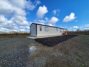 Building Photo - 39881 Higbee Rd NE