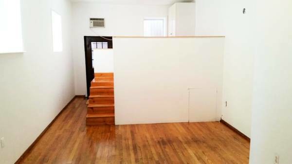 Building Photo - 26 Throop Ave