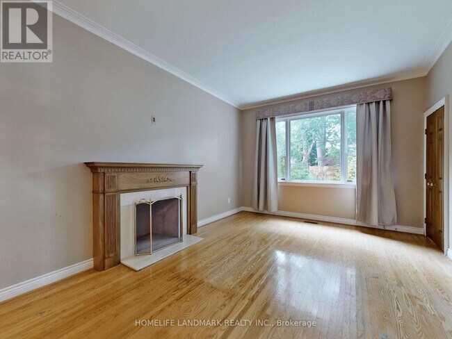 Building Photo - 467 Bedford Park Ave