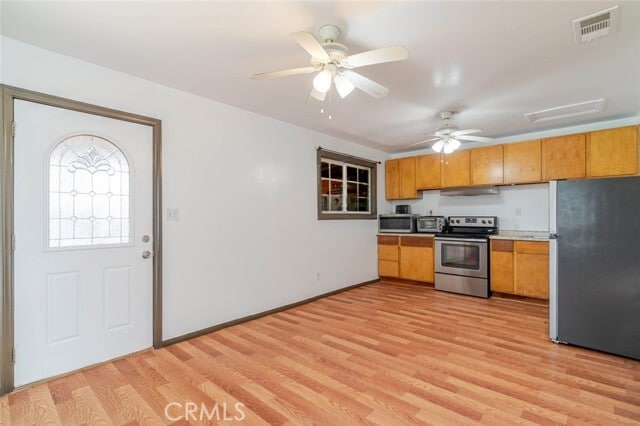 Foto del edificio - 13333 Gladstone Ave