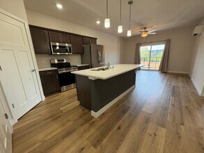 Interior Photo - Central Park Place