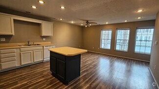 Building Photo - 8302 Westown Pkwy