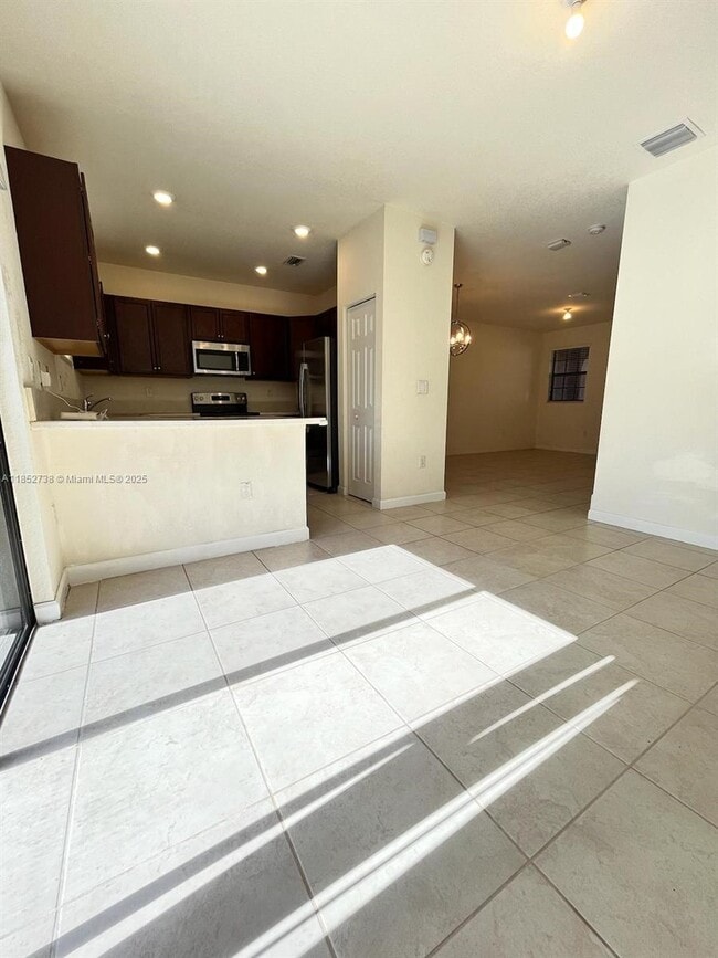 Foto del edificio - 159 SE 33rd Terrace