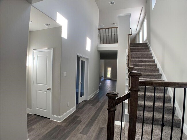 Foto del edificio - 2715 Altissimo Ct