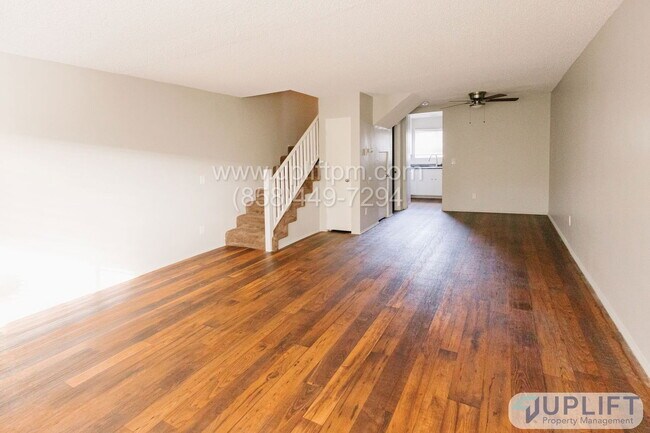 Foto del edificio - 5787 College Ave