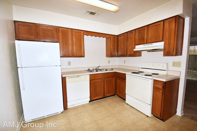 Building Photo - 3208 25th Way