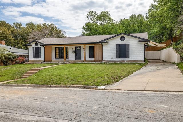 Building Photo - 625 Blue Lake Dr