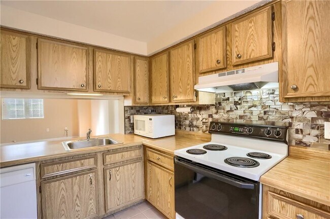 Building Photo - 344 Fawn Trail