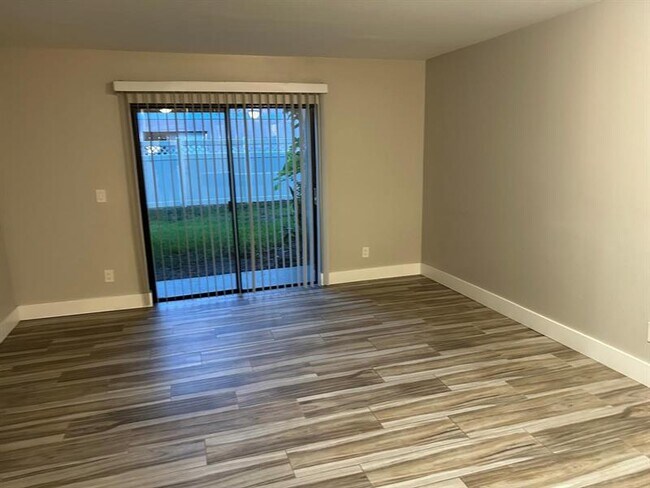 Foto del edificio - 11625 NW 35th Ct