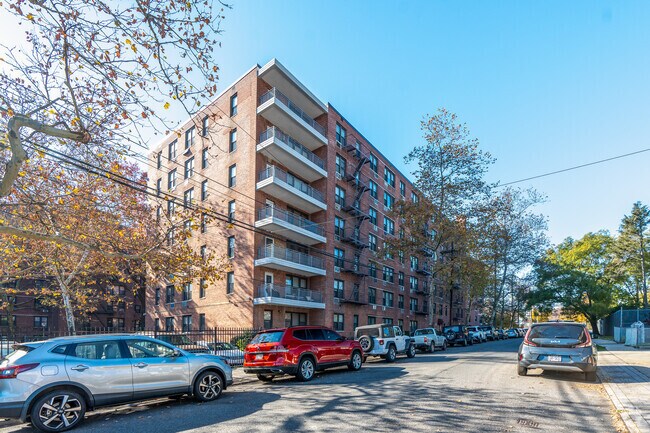 Building Photo - Grant Terrace Condominium