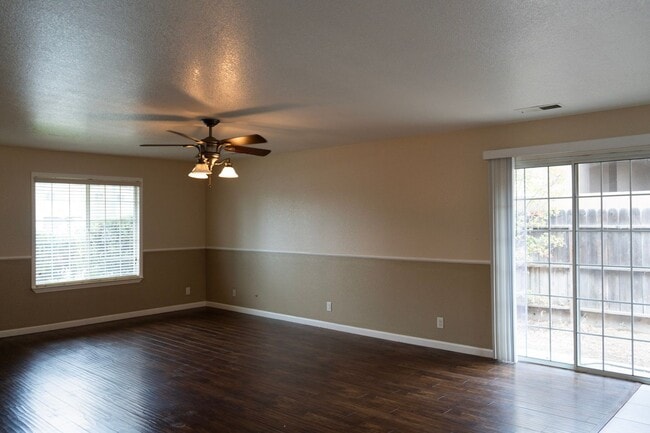 Building Photo - 3135 Whittier Ave