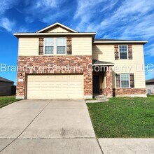 Building Photo - 411 Taurus Dr