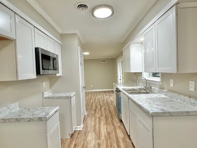 Foto del edificio - 3756 Vanderwood Dr