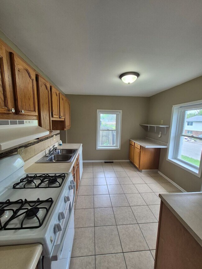 Foto del edificio - Charming 2 bed-1 bath in Bloomington