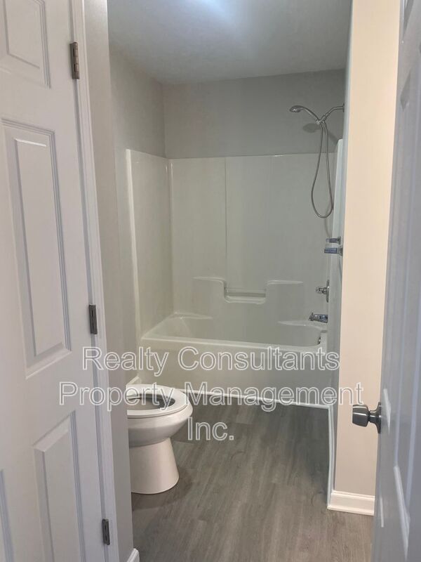 Foto del edificio - 4430 Faraday St