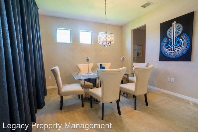 Foto del edificio - 5 br, 4 bath House - 5736 Rue Galilee Ln