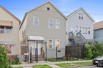 Building Photo - 4841 S Loomis Blvd