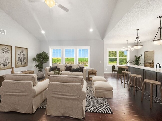 Building Photo - 5815 Quarry Dr