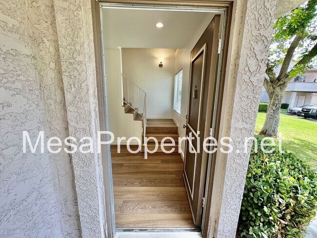 Building Photo - 428 Golden Springs Dr